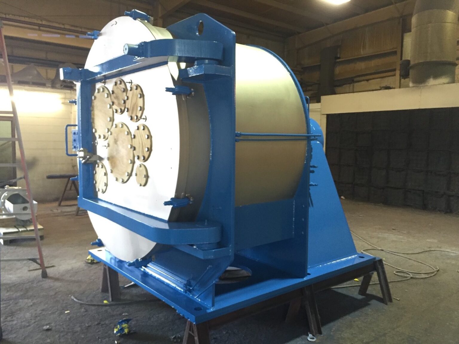 Abrasive Blasting Glassbead Tank with Finish Paint Hyblast Sand